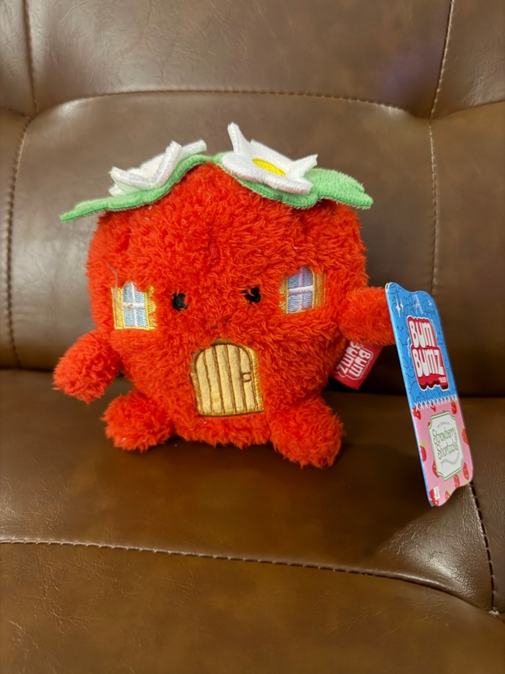 Bum Bumz Strawberry Shortcake House Plush - Includes sticker!